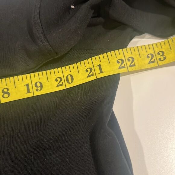 Lunya Pima cotton long sleeves crew neck top thumb holes - Picture 7 of 9